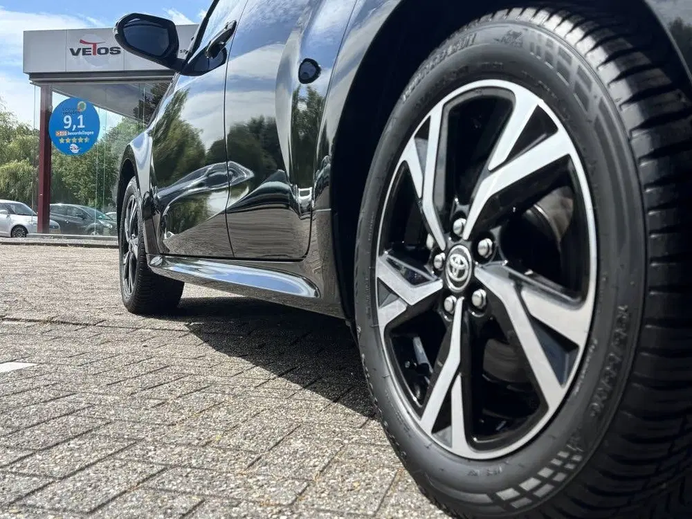 Toyota Yaris 1.5 Hybrid Dynamic uit 2025, foto 4