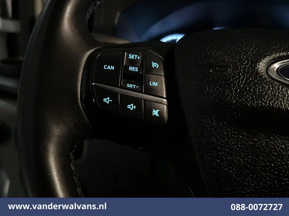 Ford Transit 2.0 TDCI 131pk Bakwagen Laadklep Euro6 Air uit 2022, foto 5
