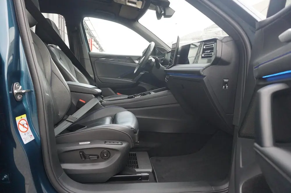 Volkswagen Tiguan 1.5 eHybrid 272pk R-Line Edition | SoH 95% uit 2025, foto 17