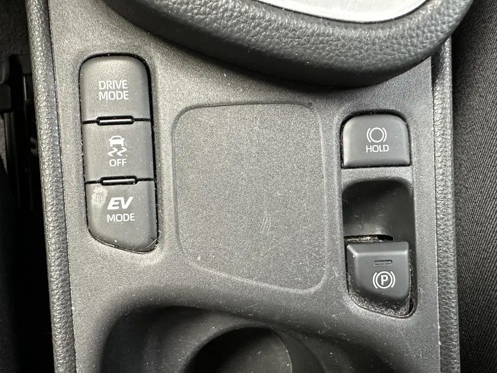 Toyota Yaris Cross 1.5 Hybrid Business Plus met trekhaak uit 2022, foto 16