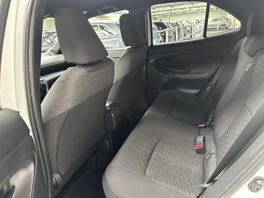 Toyota Yaris Cross 1.5 Hybrid Business Plus met trekhaak uit 2022, foto 2