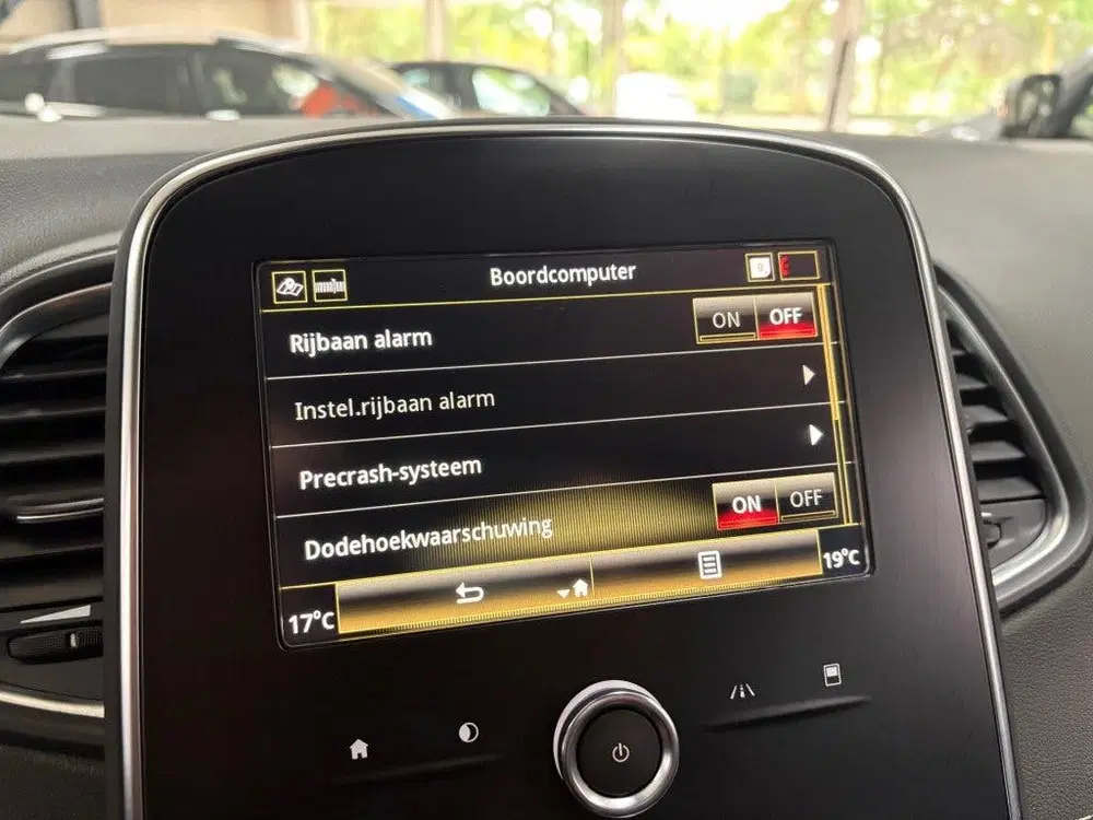 Renault Scenic 1.3 TCE Intens Leder LM20 Parkeer PDC Cam uit 2020, foto 20