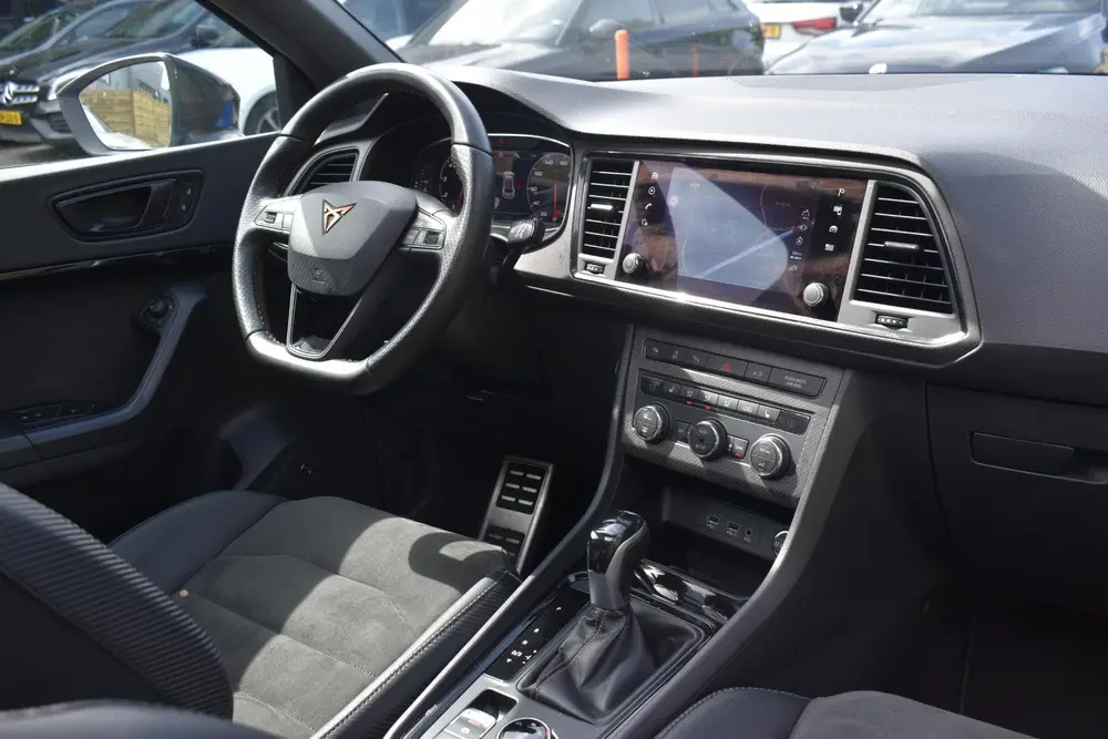Cupra Ateca 2.0 TSI 4DRIVE Pano Akra Limited Ed Lane ACC 360 uit 2020, foto 17