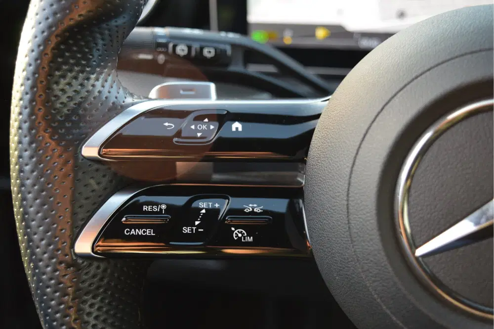 Mercedes-Benz C-Klasse 200 Launch Edition AMG Line uit 2021, foto 12