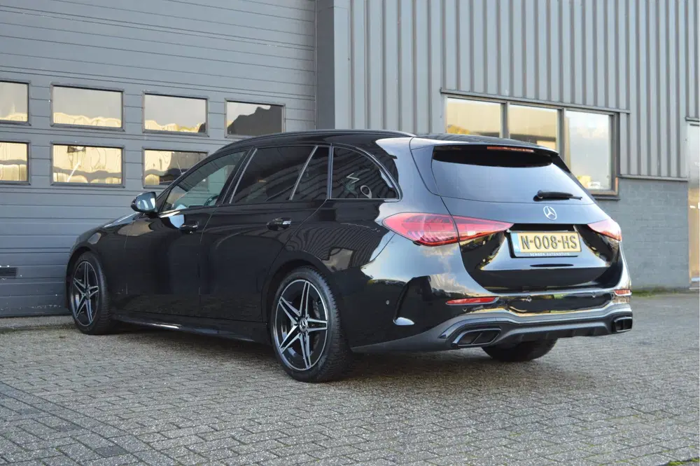 Mercedes-Benz C-Klasse 200 Launch Edition AMG Line uit 2021, foto 4