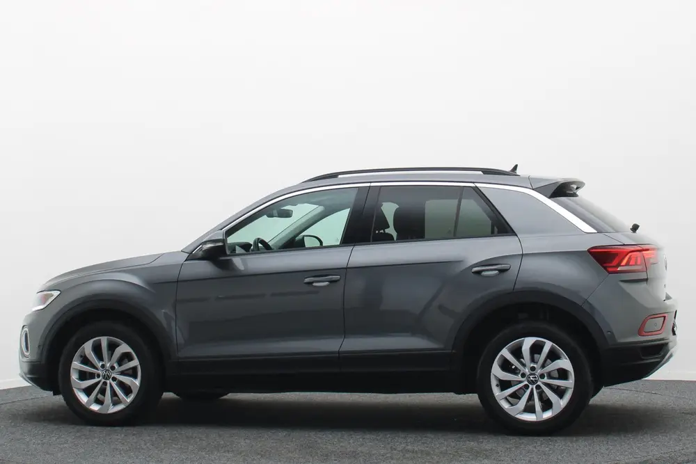 Volkswagen T-Roc 1.5 TSI DSG Life Business Virtual Cockpit uit 2022, foto 15