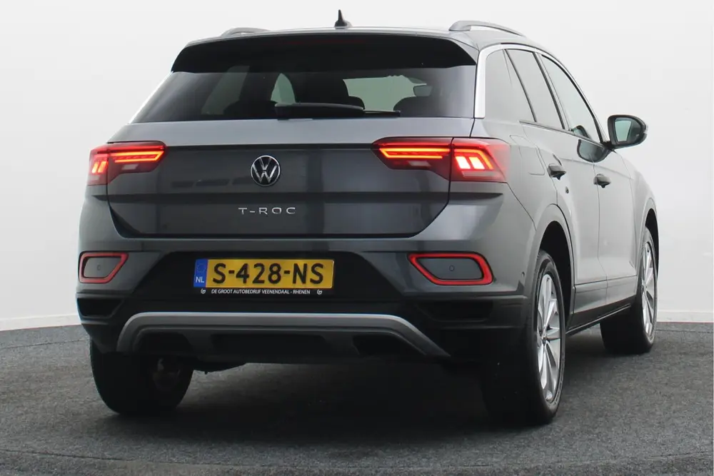 Volkswagen T-Roc 1.5 TSI DSG Life Business Virtual Cockpit uit 2022, foto 17