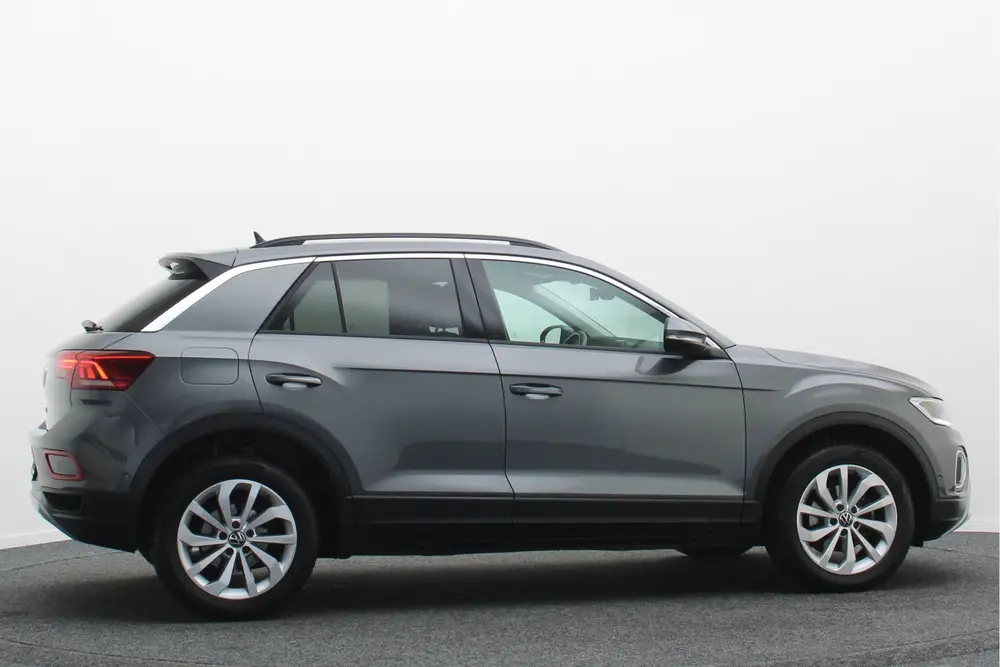 Volkswagen T-Roc 1.5 TSI DSG Life Business Virtual Cockpit uit 2022, foto 8
