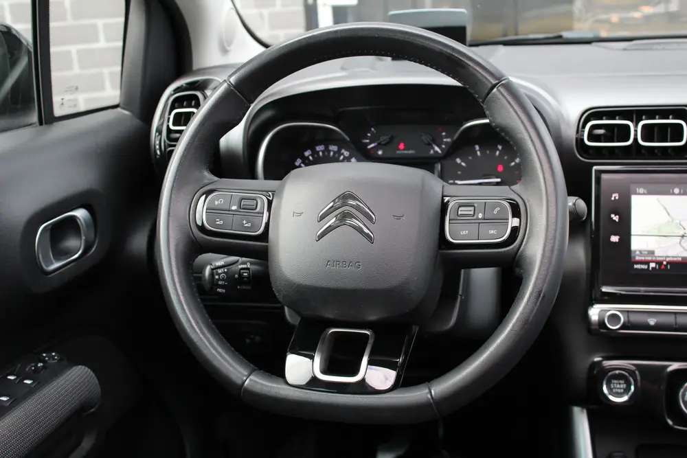 Citroën C3 Aircross 1.2 PureTech S&S Shine / Carplay / Pano uit 2019, foto 13