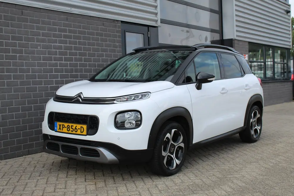 Citroën C3 Aircross 1.2 PureTech S&S Shine / Carplay / Pano uit 2019, foto 4