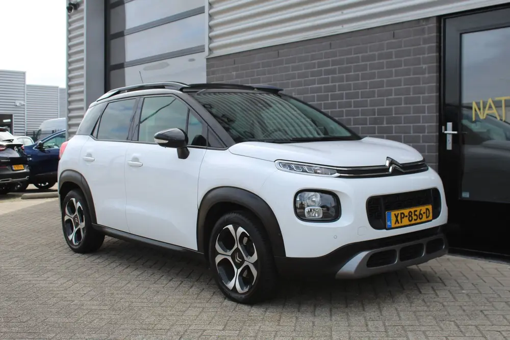 Citroën C3 Aircross 1.2 PureTech S&S Shine / Carplay / Pano uit 2019, foto 6
