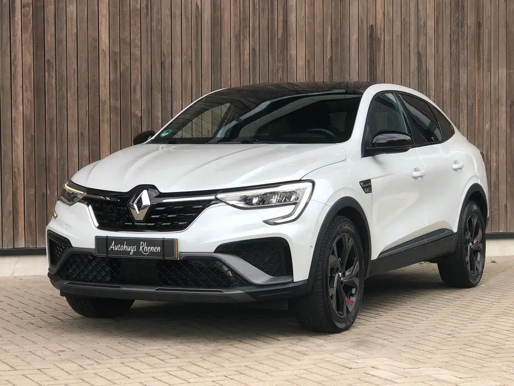 Renault Arkana 1.6 E-Tech hybrid 145 E-Tech uit 2022, foto 2