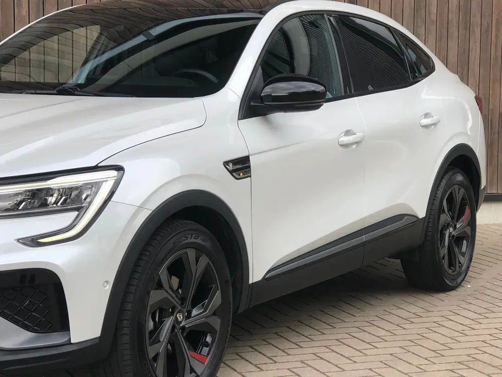 Renault Arkana 1.6 E-Tech hybrid 145 E-Tech uit 2022, foto 3