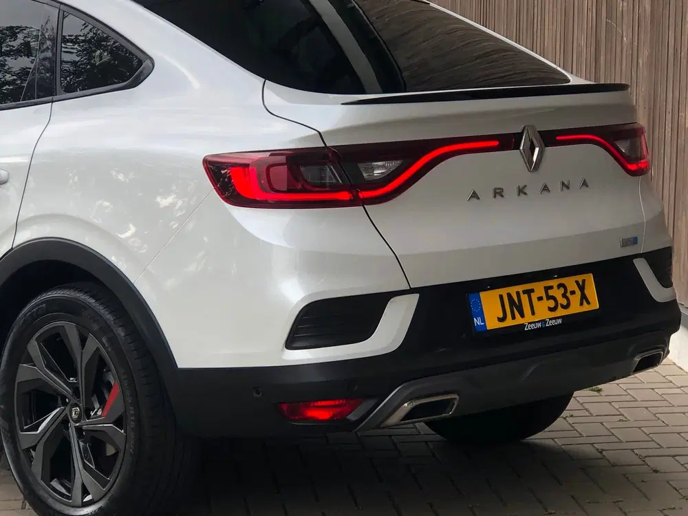 Renault Arkana 1.6 E-Tech hybrid 145 E-Tech uit 2022, foto 9