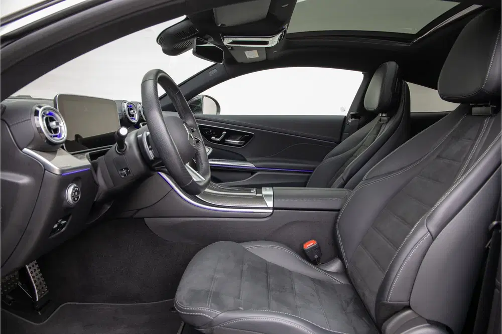 Mercedes-Benz CLE CLE Coupé 300 e AMG Premium Plus uit 2024, foto 16