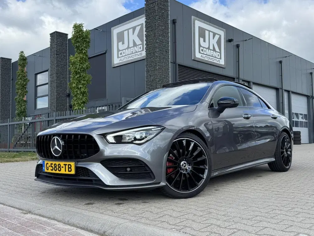 Mercedes-Benz CLA 180 AMG uit 2019, foto 2