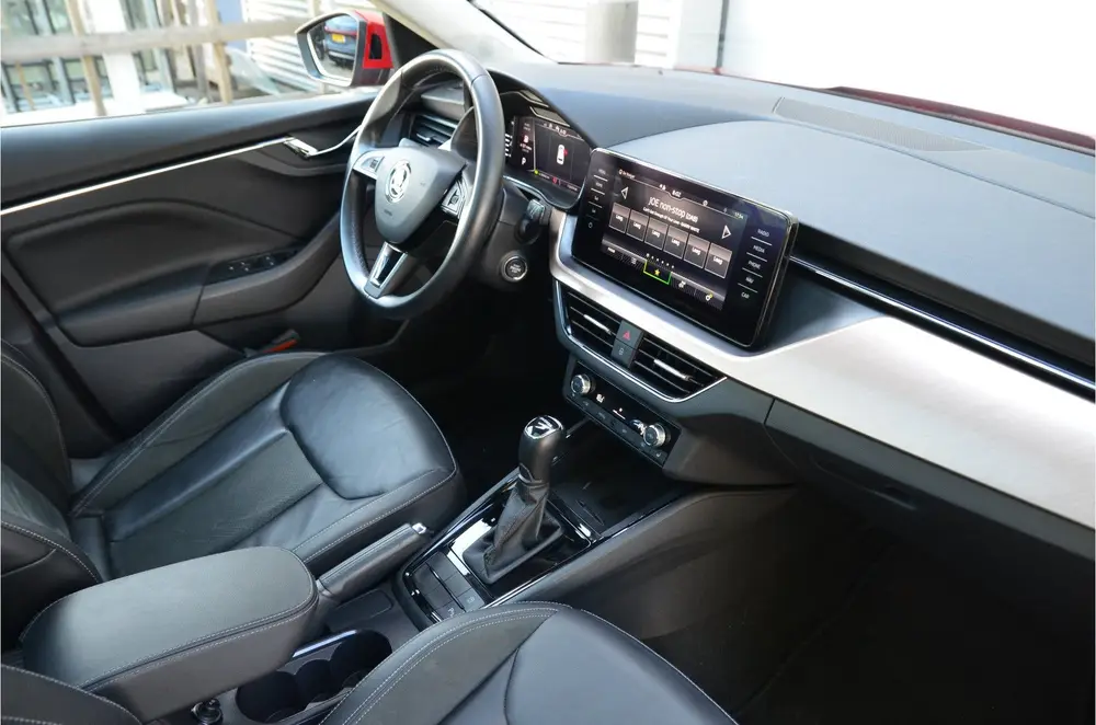 Skoda Kamiq 1.0 TSI Business Edition Pano uit 2019, foto 12