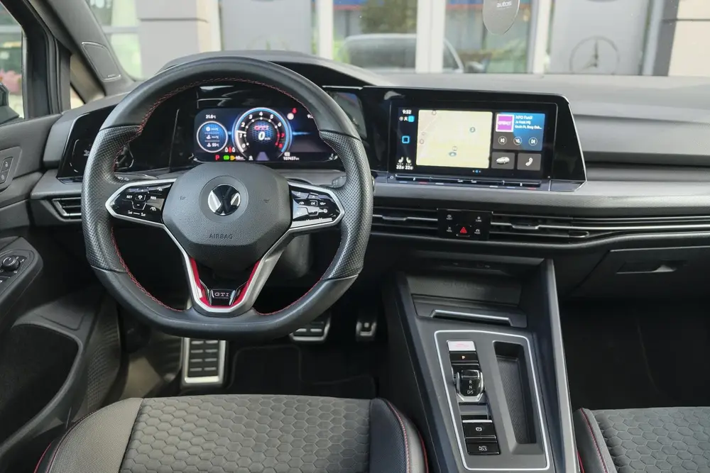 Volkswagen Golf 8 GTI Clubsport 2.0 TSI 300pk Panoramadak IQ uit 2022, foto 9