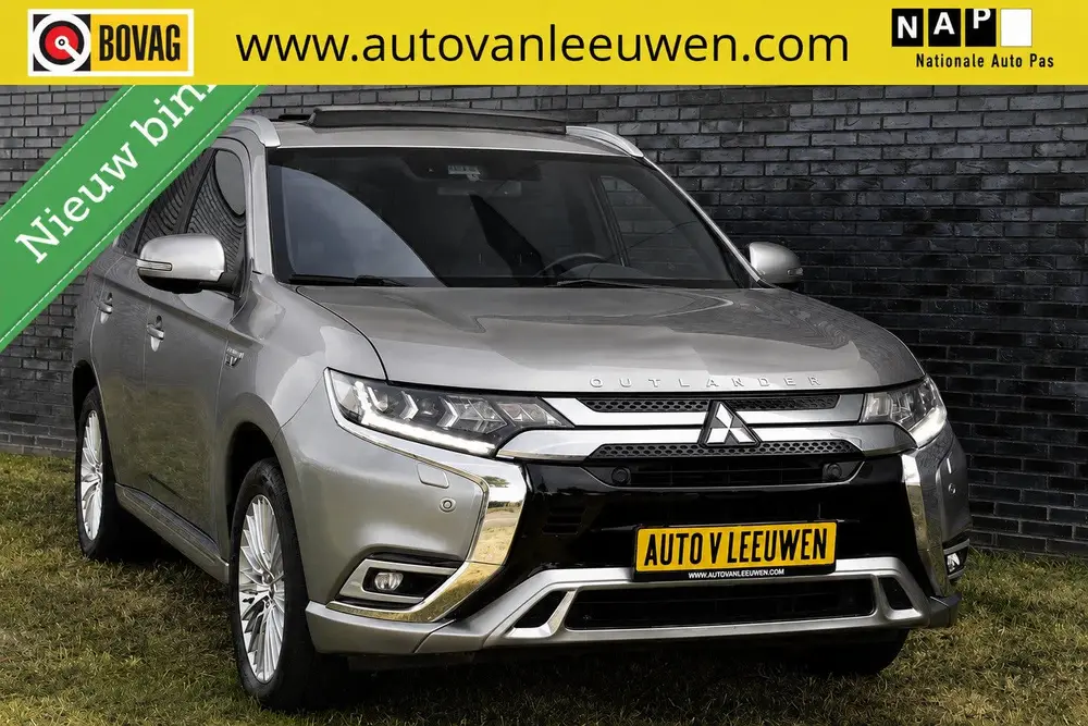 Mitsubishi Outlander 2.4 PHEV Diamand Edition LEDER VOL! 360 uit 2019