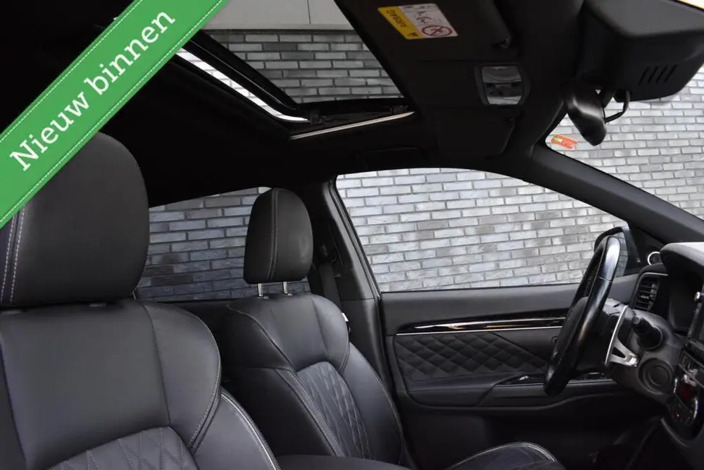 Mitsubishi Outlander 2.4 PHEV Diamand Edition LEDER VOL! 360 uit 2019, foto 16