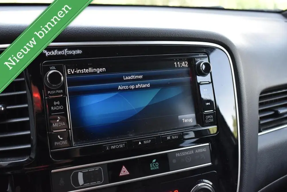 Mitsubishi Outlander 2.4 PHEV Diamand Edition LEDER VOL! 360 uit 2019, foto 17