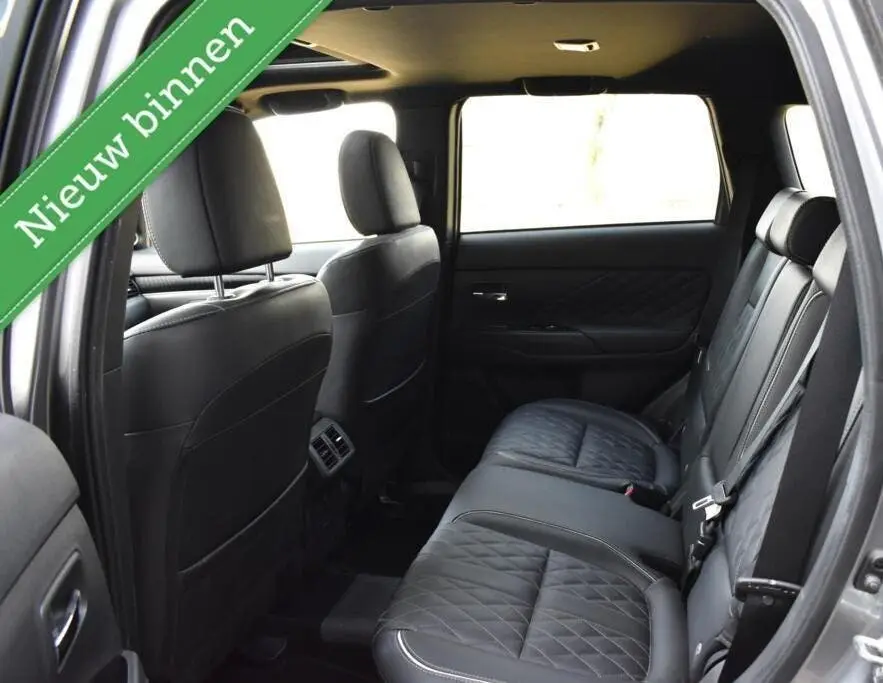 Mitsubishi Outlander 2.4 PHEV Diamand Edition LEDER VOL! 360 uit 2019, foto 18