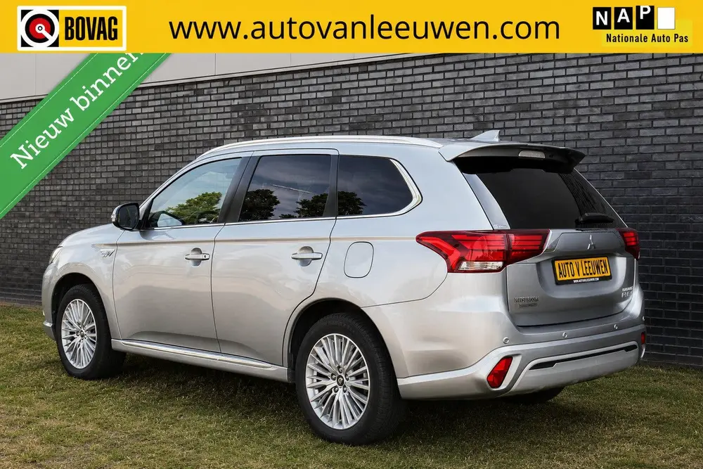 Mitsubishi Outlander 2.4 PHEV Diamand Edition LEDER VOL! 360 uit 2019, foto 2