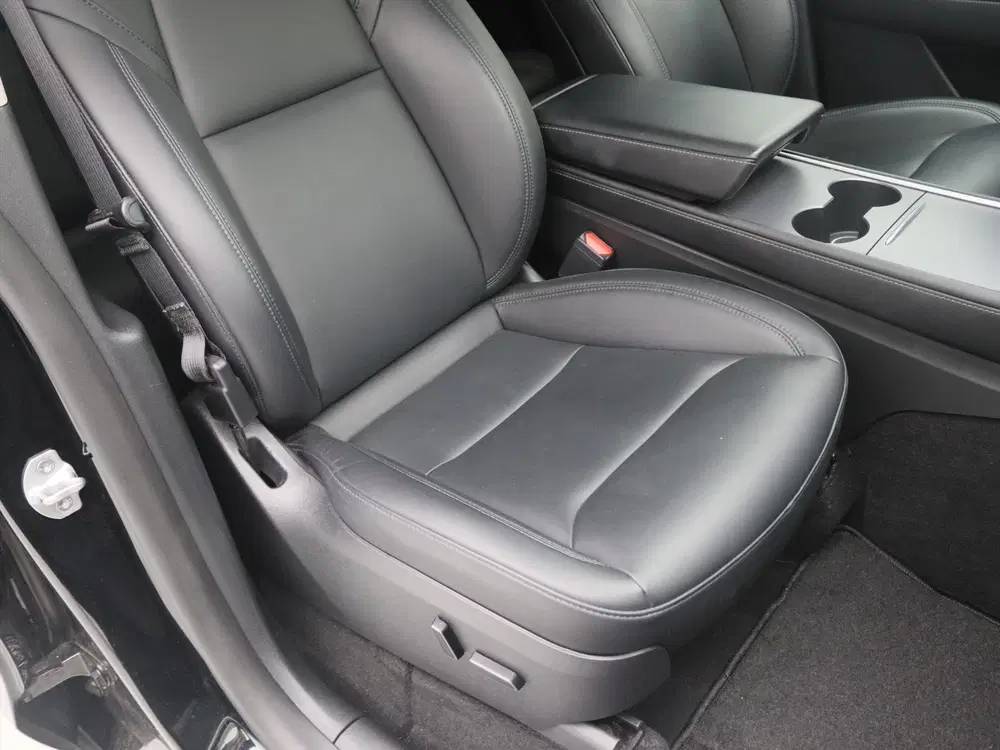 Tesla Model Y Long Range AWD 75kWh 351pk [ AMD RYZEN+AUT uit 2022, foto 15