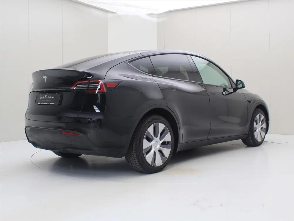 Tesla Model Y Long Range AWD 75kWh 351pk [ AMD RYZEN+AUT uit 2022, foto 2