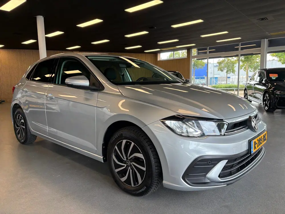 Volkswagen Polo 1.0 TSI Life uit 2022, foto 3