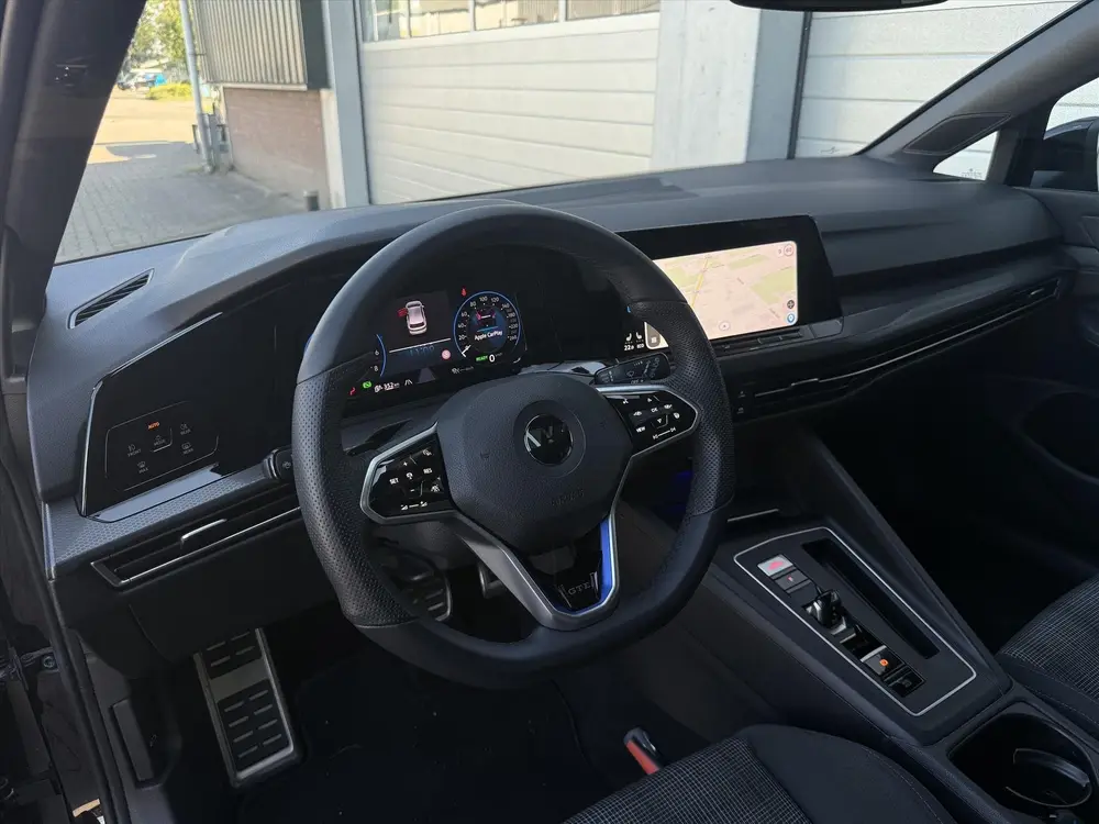 Volkswagen Golf 1.4 eHybrid GTE 315pk! NAP! IQ LIGHTS/PANORA uit 2022, foto 12