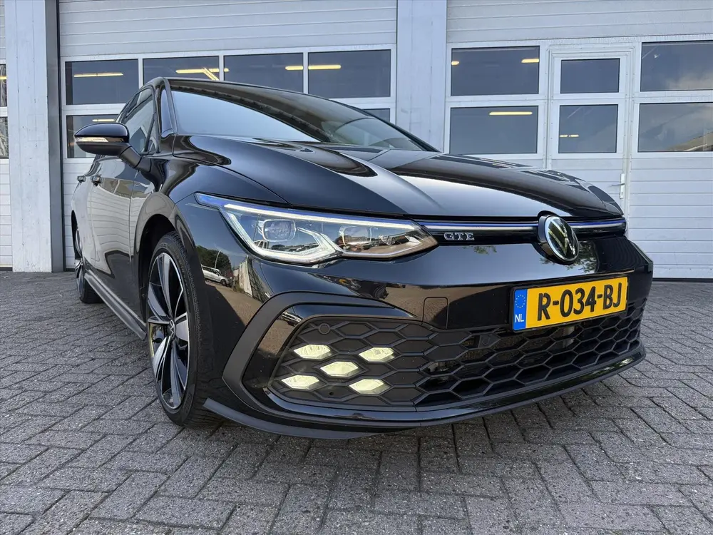 Volkswagen Golf 1.4 eHybrid GTE 315pk! NAP! IQ LIGHTS/PANORA uit 2022, foto 2