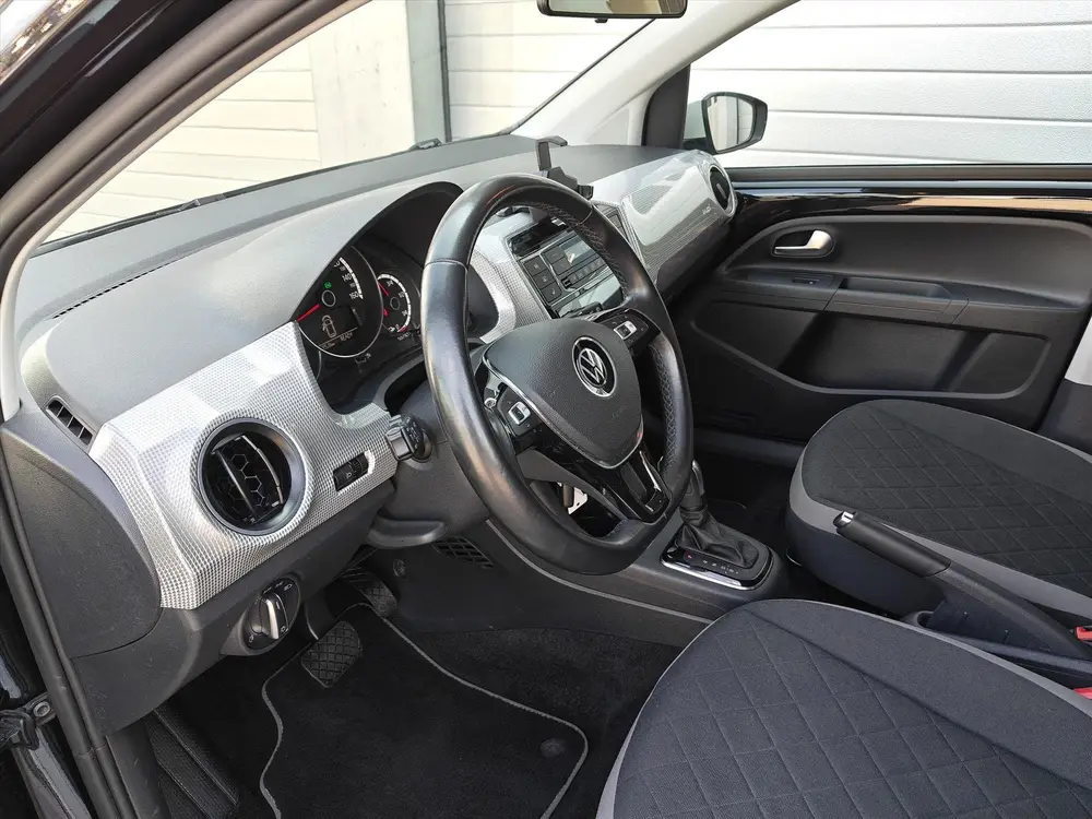 Volkswagen E-Up! Elektromotor 82pk 5D uit 2022, foto 10