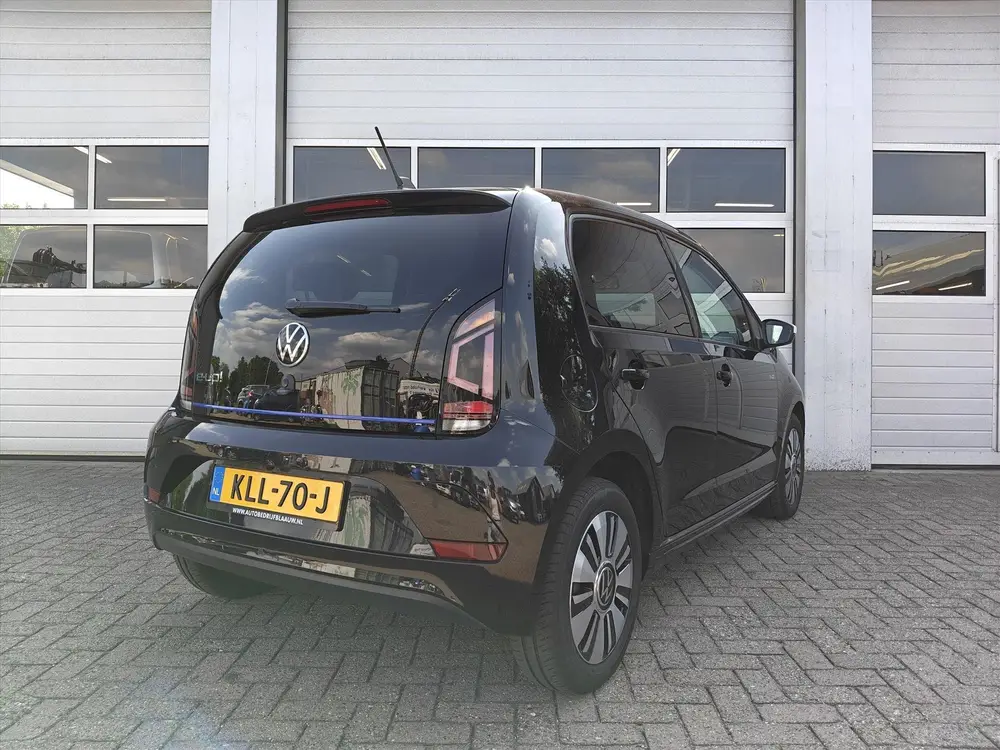 Volkswagen E-Up! Elektromotor 82pk 5D uit 2022, foto 5