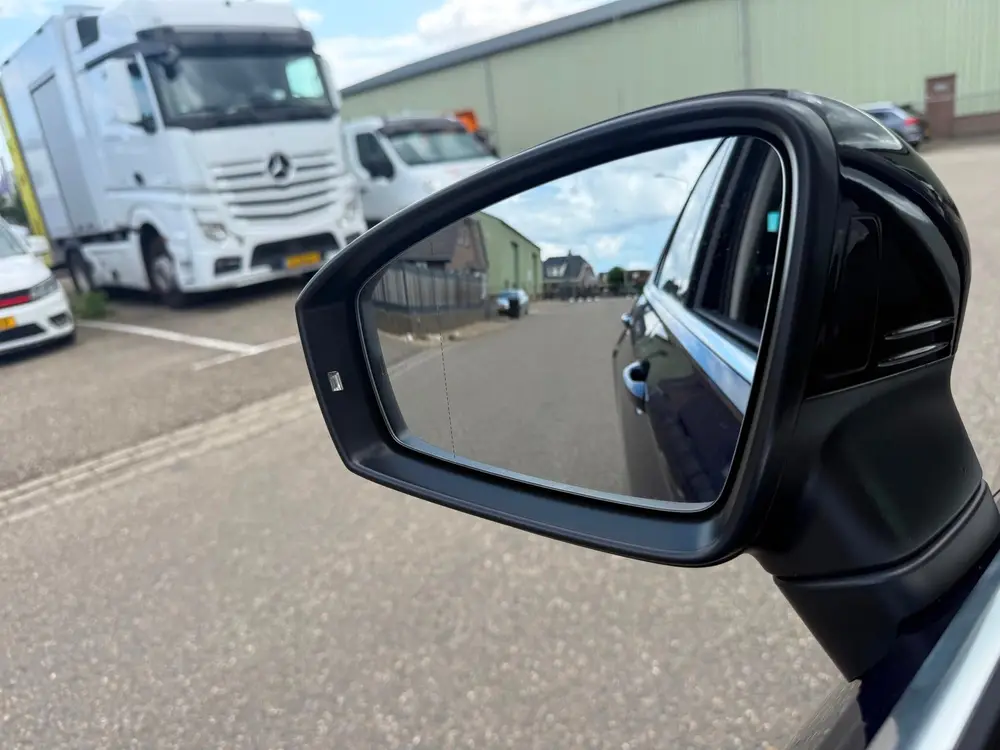 Volkswagen Tiguan 2.0 TDI Comfortline / DSG / Lmv uit 2019, foto 15