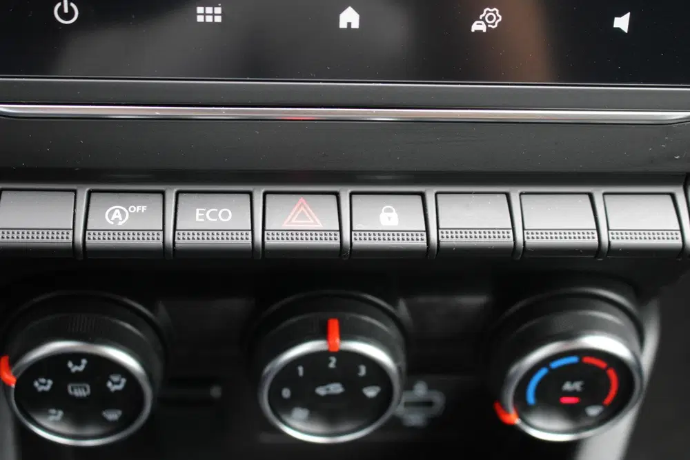 Renault Clio 1.0 TCe Zen uit 2020, foto 11