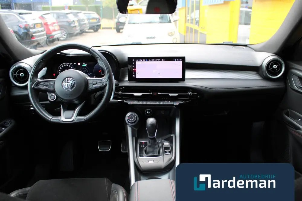 Alfa Romeo Tonale 1.5T Hybrid Edizione Speciale Carplay uit 2022, foto 2