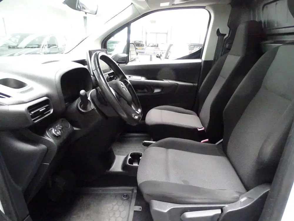 Opel Combo 1.5D L2H1 Edition Automaat uit 2022, foto 18