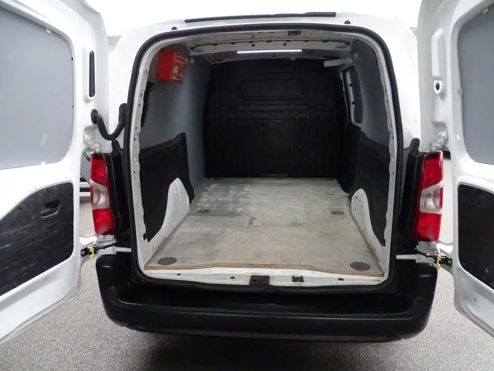 Opel Combo 1.5D L2H1 Edition Automaat uit 2022, foto 19