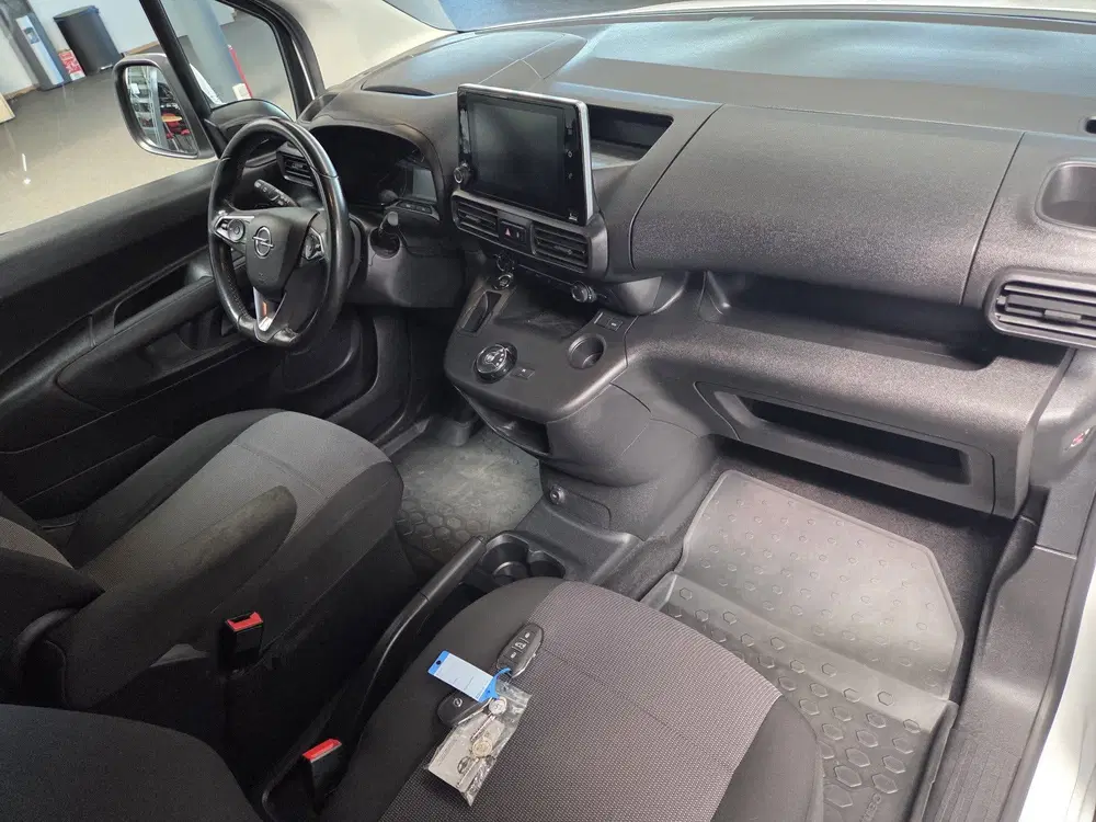 Opel Combo 1.5D L2H1 Edition uit 2022, foto 15