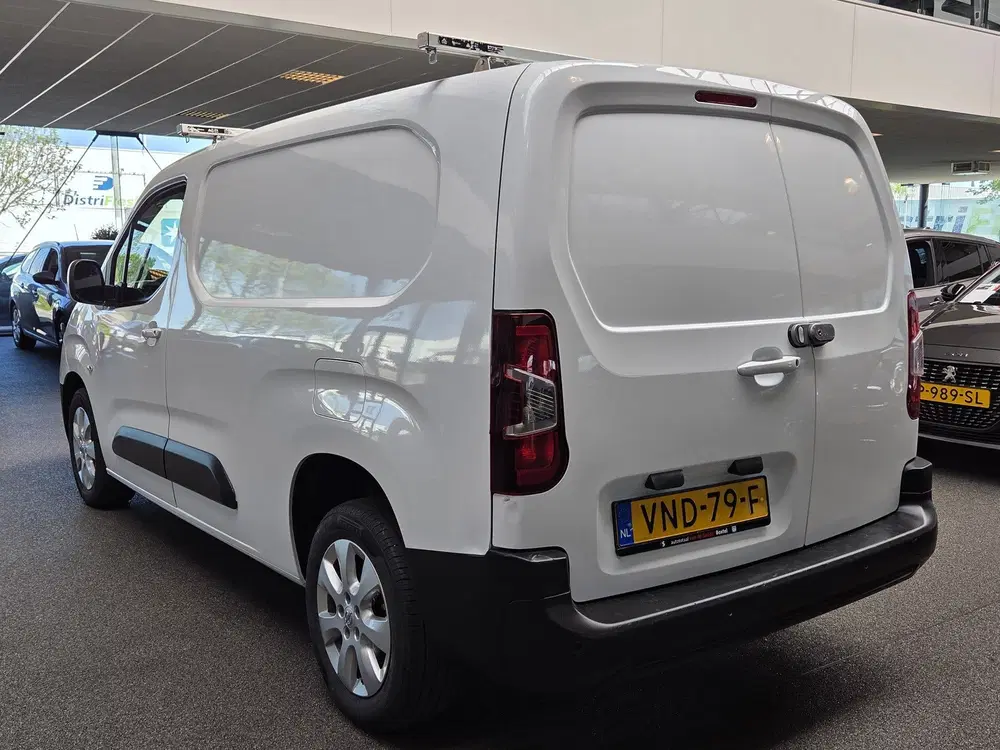 Opel Combo 1.5D L2H1 Edition uit 2022, foto 3
