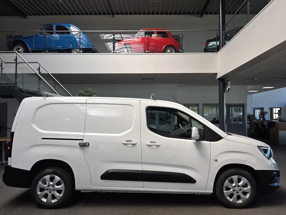 Opel Combo 1.5D L2H1 Edition uit 2022, foto 6