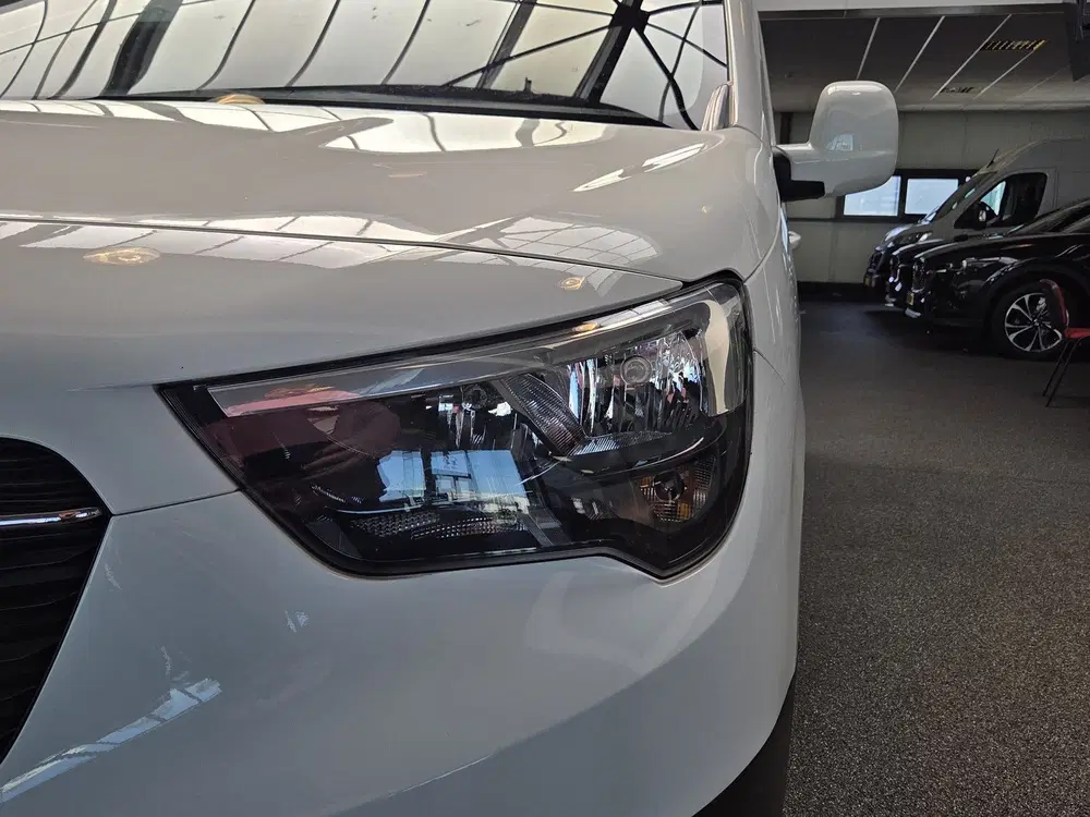 Opel Combo 1.5D L2H1 Edition uit 2022, foto 9