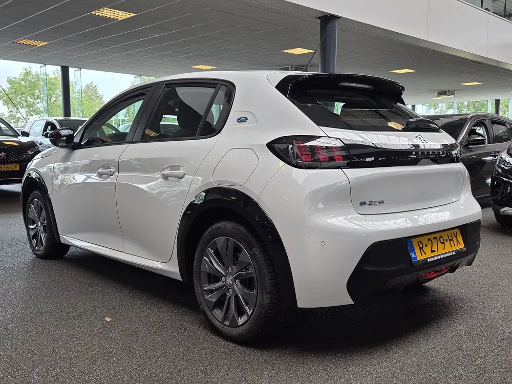Peugeot 208 EV Active Pack 50 kWh uit 2022, foto 3