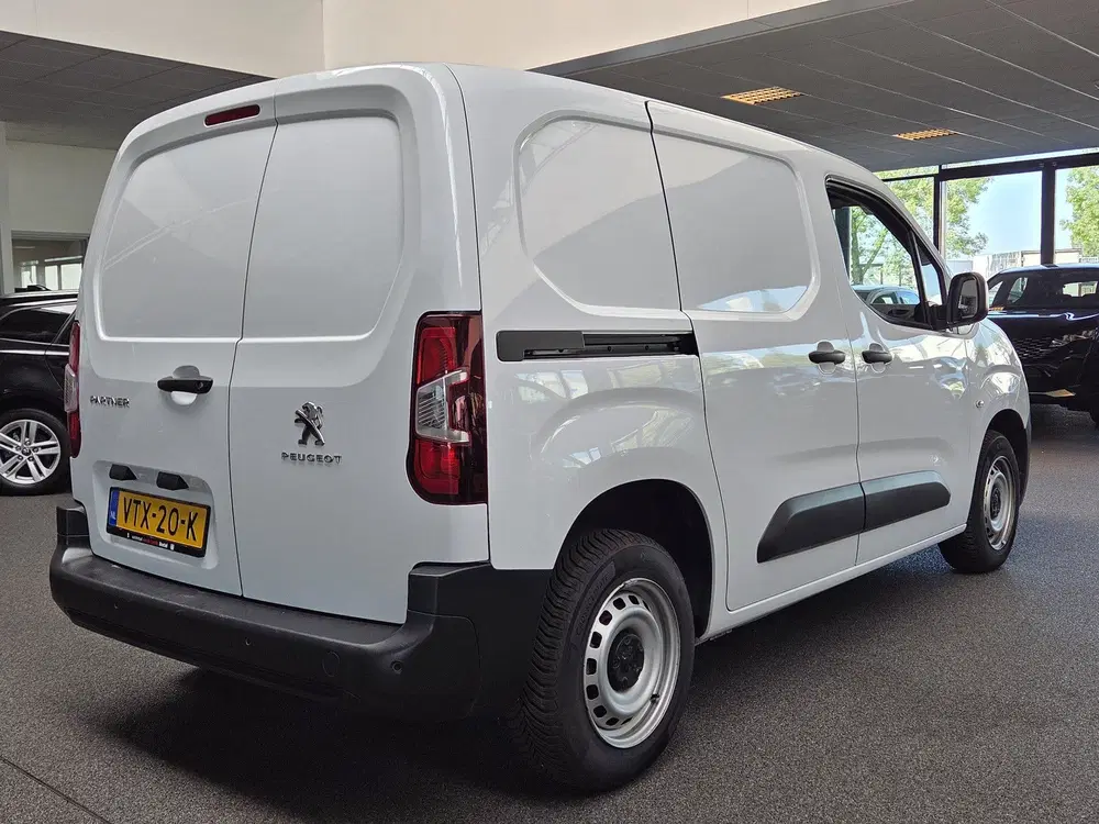 Peugeot Partner 1.5 BlueHDi 100 S&S L1 (bj 2023) uit 2023, foto 5