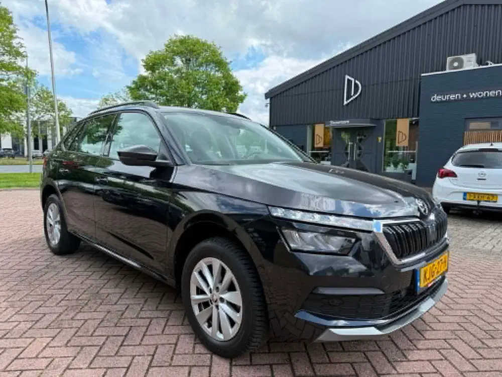 Skoda Kamiq 1.0 TSI Sport Business automaat uit 2024, foto 2