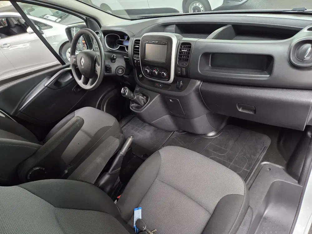Renault Trafic 2.0 dCi 120 T29 L1H1 Comfort uit 2021, foto 14