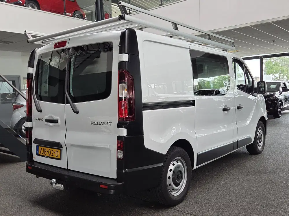 Renault Trafic 2.0 dCi 120 T29 L1H1 Comfort uit 2021, foto 5
