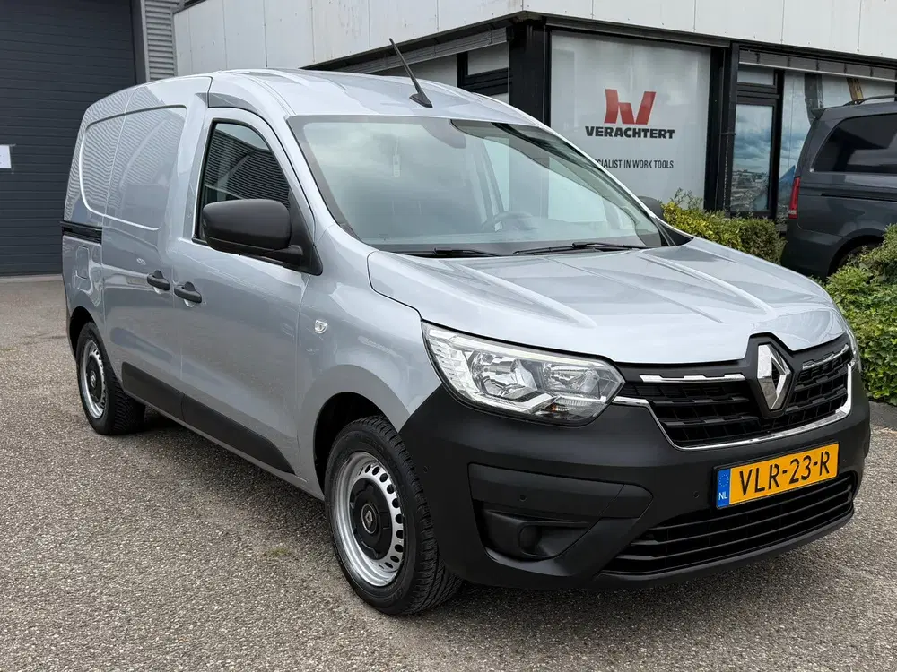 Renault Express 1.5 Blue dCi 75pk 2021 Grijs uit 2021, foto 2