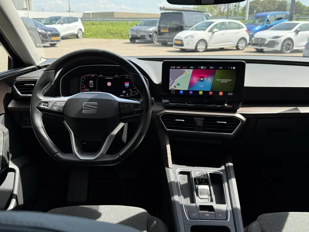 SEAT Leon 1.5 eTSI FR Business Intense uit 2022, foto 3
